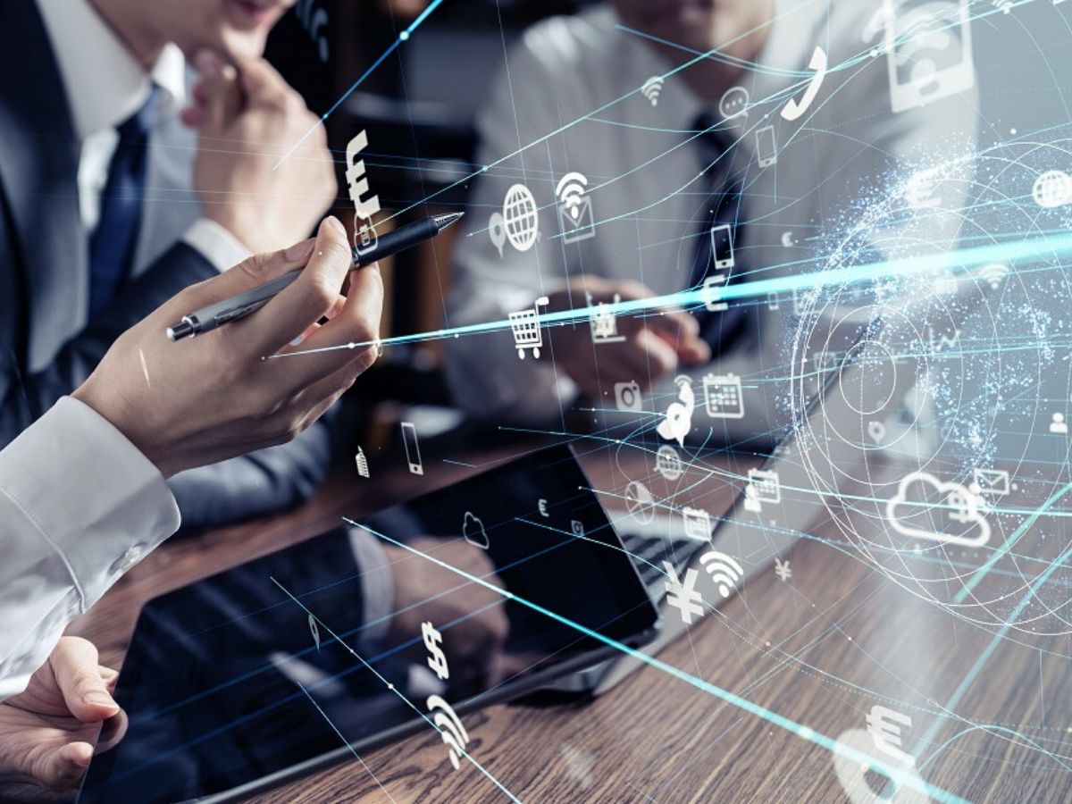 人材派遣管理システムのメリットやシステム選びのポイントは？