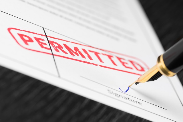 労働者派遣事業許可の申請書類を作成するイメージ