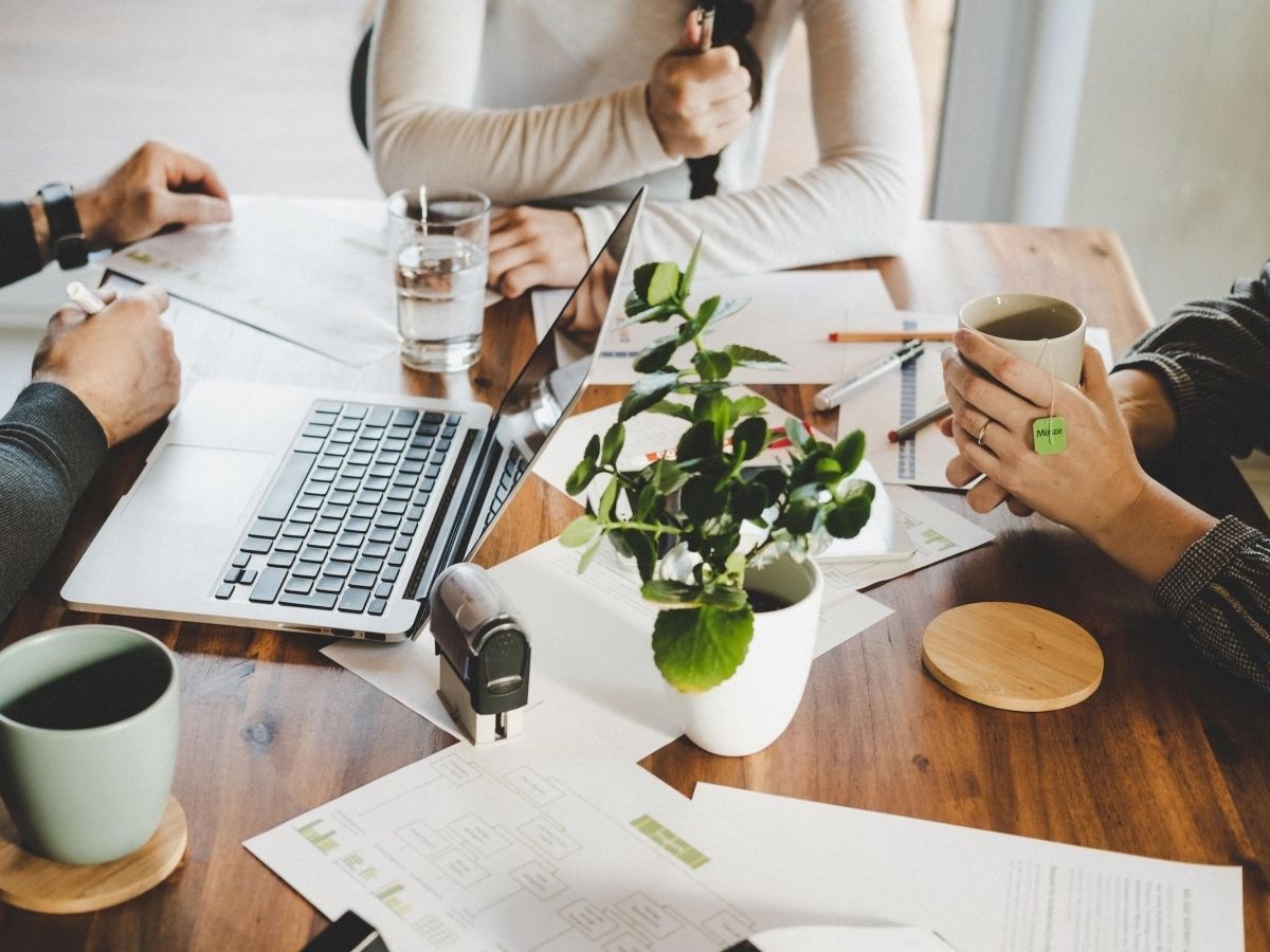 派遣会社設立ガイド｜許可・資金・手続きから成功ポイントまで解説