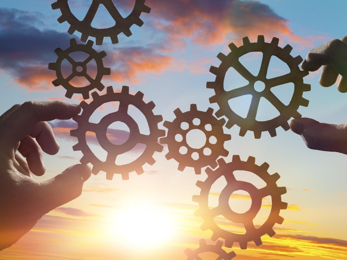 勤怠管理システムとの連携が可能な人材派遣管理システムで作業工数・時間を大幅にカットした事例