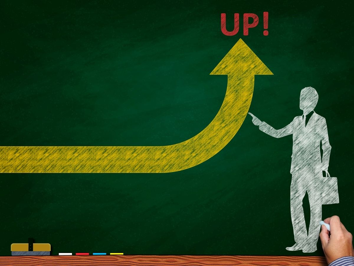 人材派遣管理システムでデータ統一・法準拠に対応。業務効率が向上した事例