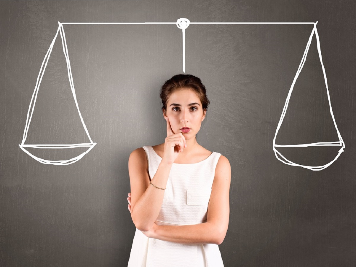 人材派遣管理はパッケージシステムと自社制作システムのどちらがいい？両者の違いを比較