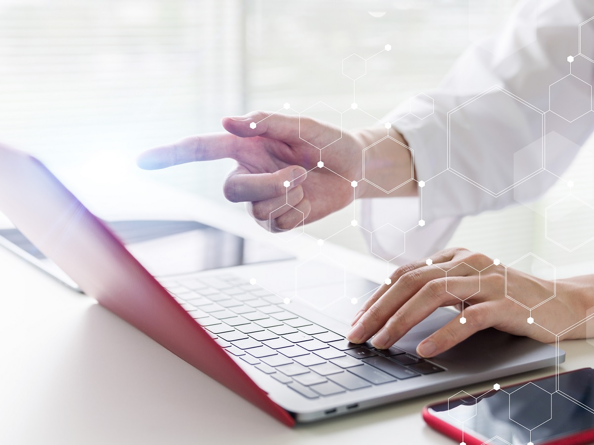 STAFF EXPRESSの便利な機能｜同意確認｜人材派遣の入社時、在籍時に必要な意思確認をウェブで