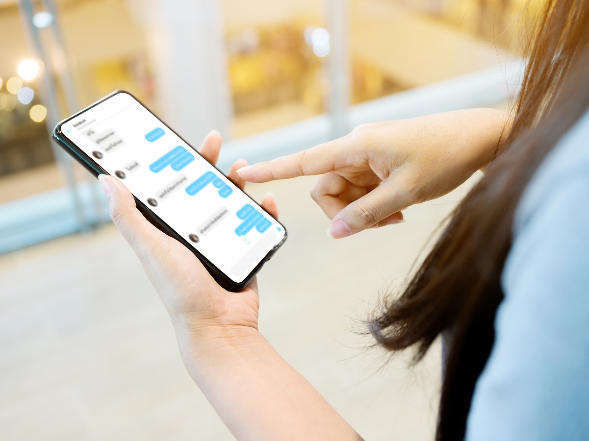 人材派遣における、派遣スタッフの「見てなかった！」を防ぐ連絡手段とは