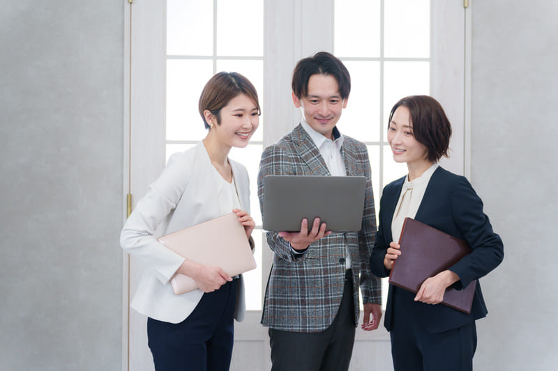 「人事管理システム・人事労務管理システム」は何ができる？導入メリットを解説